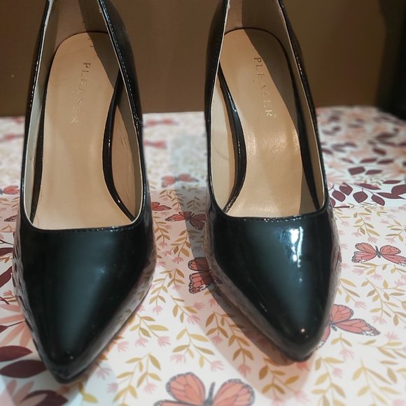 Pleaser Pumps - Picture 2 of 3